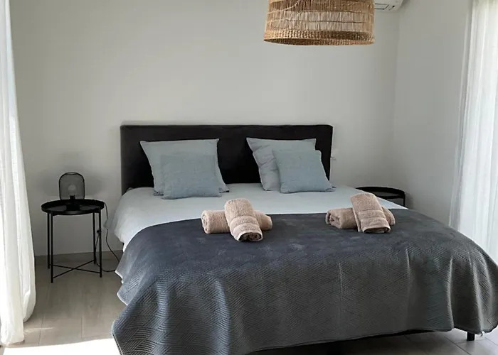 U Sanda Villa Lecci