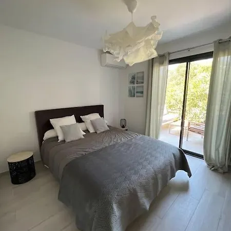 Villa U Sanda Lecci